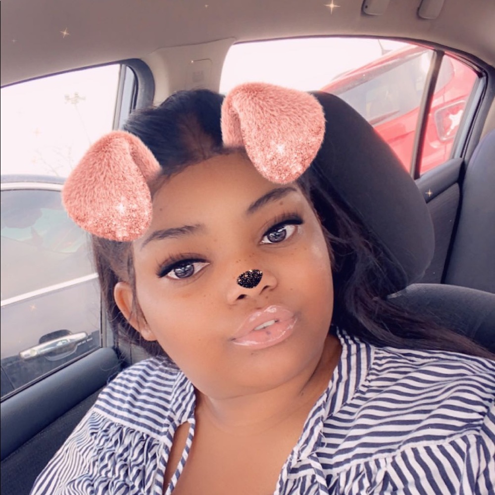Meet your Posher, Tinnea